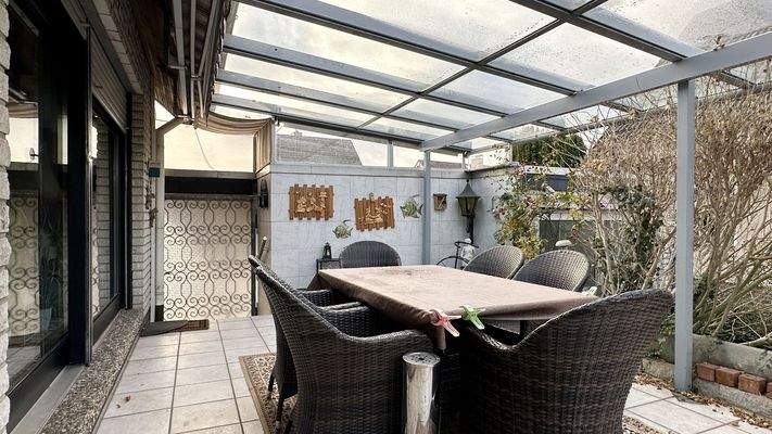 Terrasse überdacht