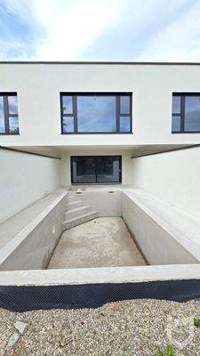 Außenansicht mit Pool