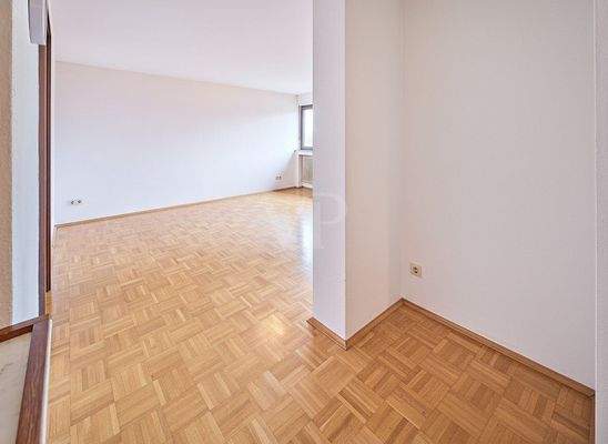 Wohnbereich mit Rückzugsecke oder HomeOffice