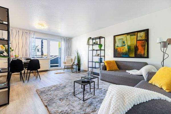 Großes Wohn-& Esszimmer