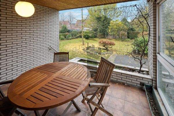 überdachte Terrasse