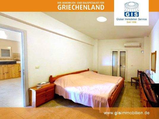 Schlafzimmer mit Balkon