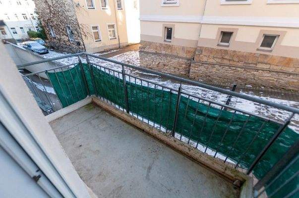 geräumiger Ostbalkon