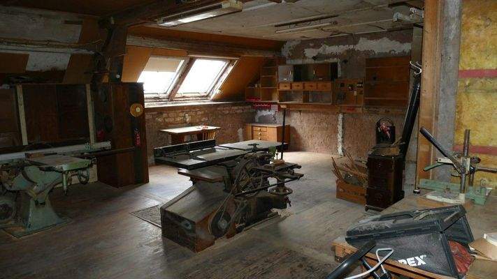 Werkstatt über Scheune