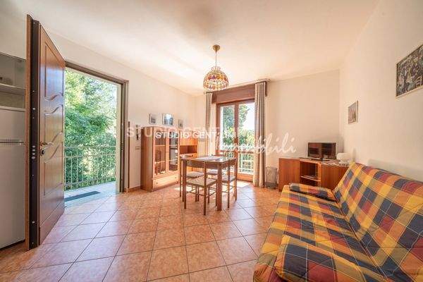 ingresso soggiorno appartamento 2