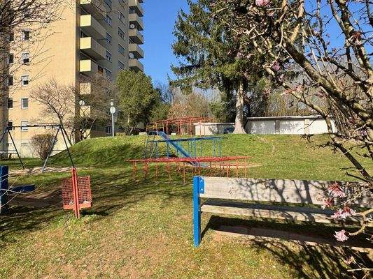 Spielplatz im Außengelände