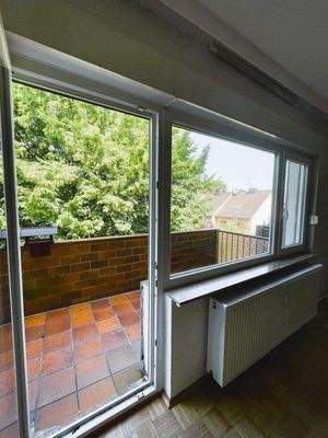 Wohnzimmer Zugang Balkon