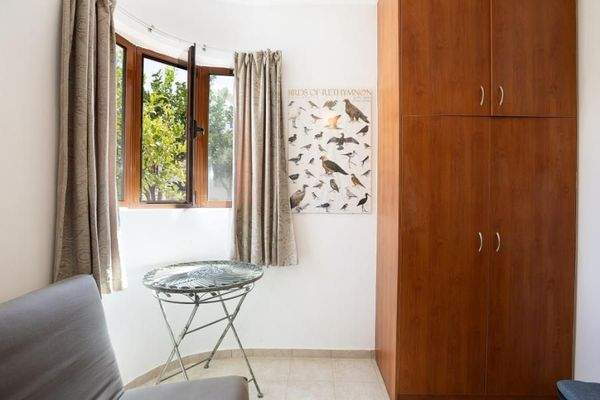 Kreta, Ag. Paraskevi: Tolle Wohnung in schöner Anlage mit Meerblick zu verkaufen