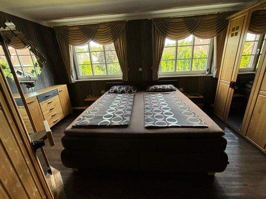 Elternschlafzimmer mit Sauna