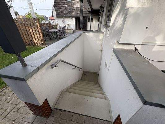 Kellertreppe außen