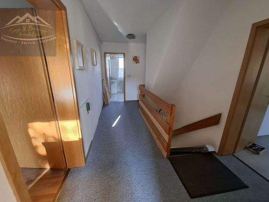9 Flur Whg. 2 Haupthaus