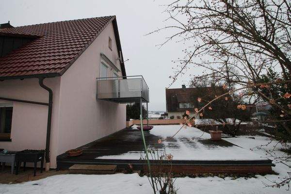 großer Balkon in der OG-Wohnung.JPG