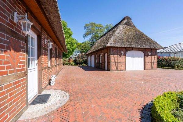 Rückansicht zusätzliche Garage