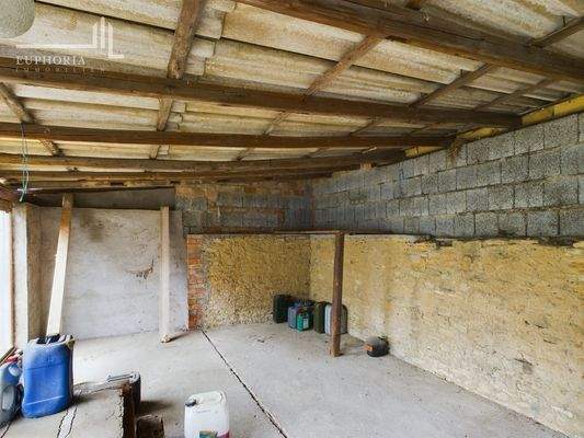 CAM03352G0-PR0039-STILL049