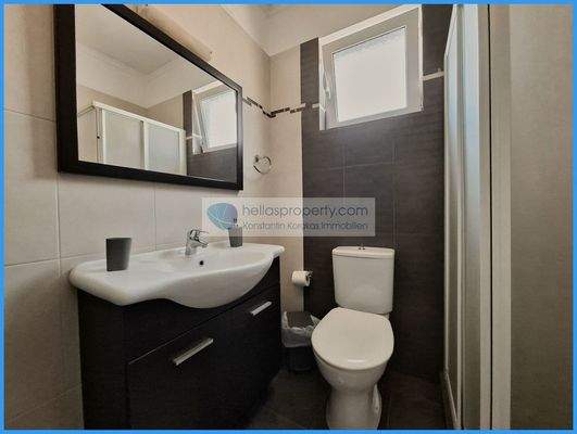 b3598e9de0e840a09076773afeb7808e-original