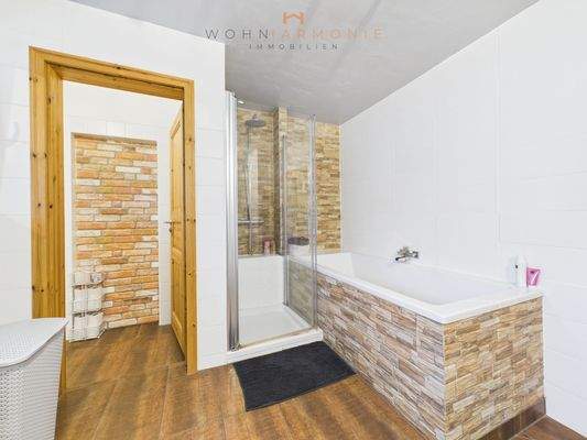 Badezimmer Ansicht 2