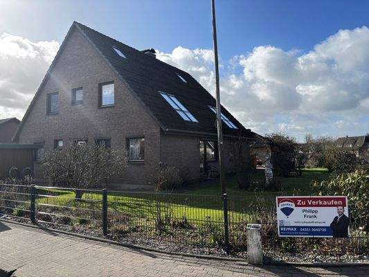 Außenansicht Schild