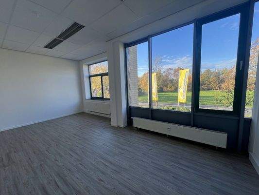Büroraum 1 (1)