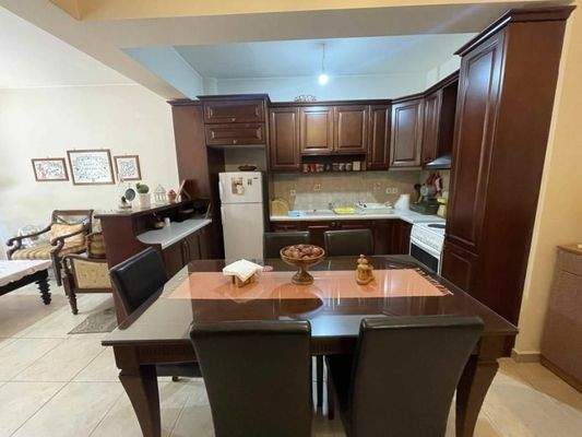 Kreta, Mixorrouma: Geräumige Villa mit separatem Gästeapartment zu verkaufen