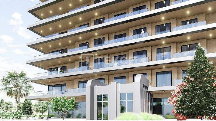 Elegant Real Estate 300 M from the Sea in Alanya Tosmur