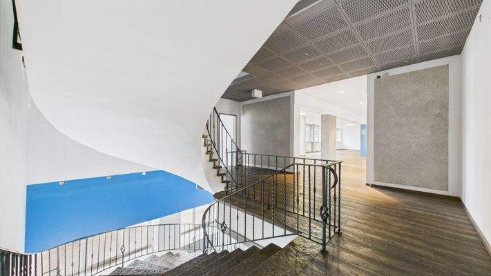 1.Obergeschoss Treppenhaus.jpg