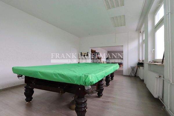 M2445 Personalraum 2