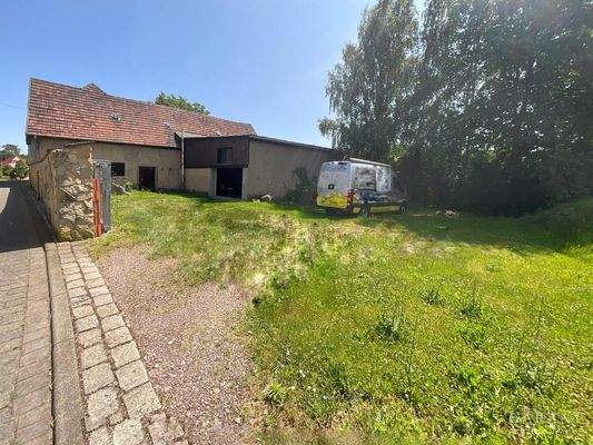 Stellfläche PKW + Garageneinfahrt