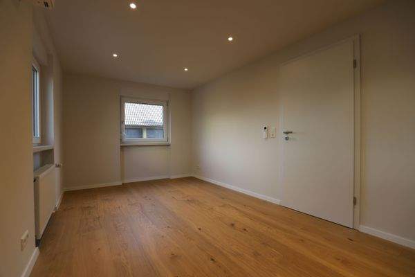 Wohnung EG: Zimmer 1