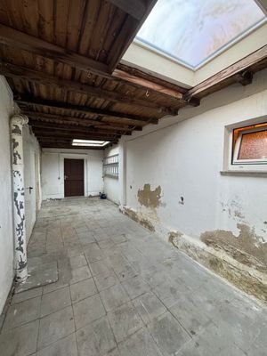 Lagerfläche Vorderhaus