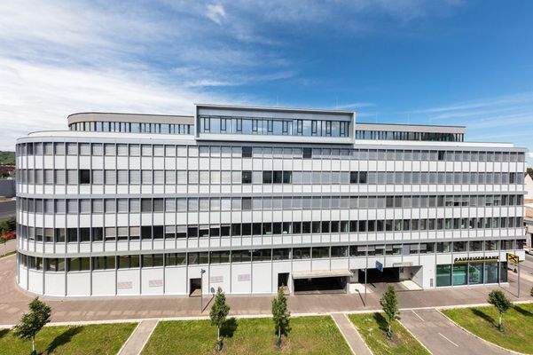 Squareone-17_web_ret