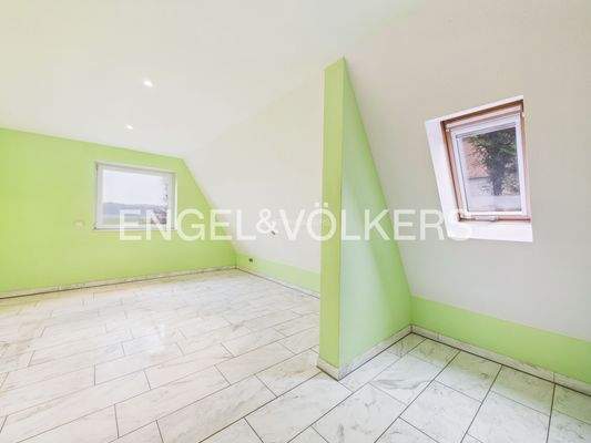 Kinderzimmer / Büro