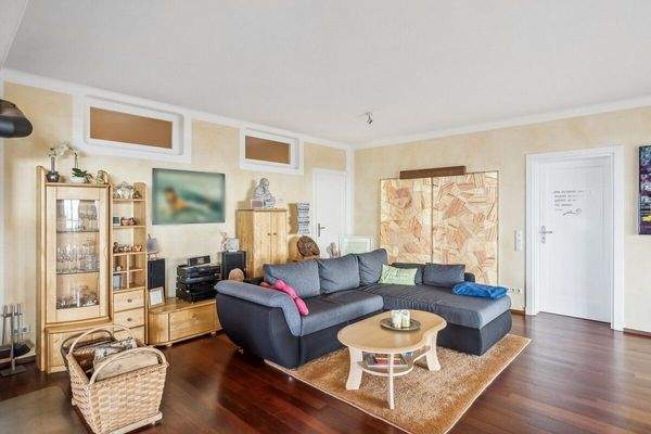 Wohnzimmer mit Salzsteinwand