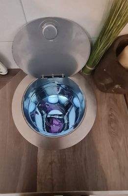 Wäscheschacht im Bad OG