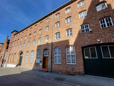 Lübeck / Innenstadt Halle, Lübeck / Innenstadt Hallenfläche