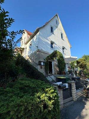 seitliche Vorderansicht 