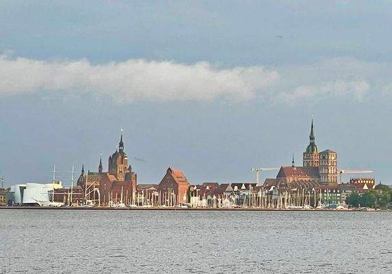 Blick vom Südstrand Skyline Stralsund