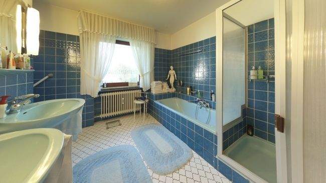 09_Tageslichtbad mit Wanne