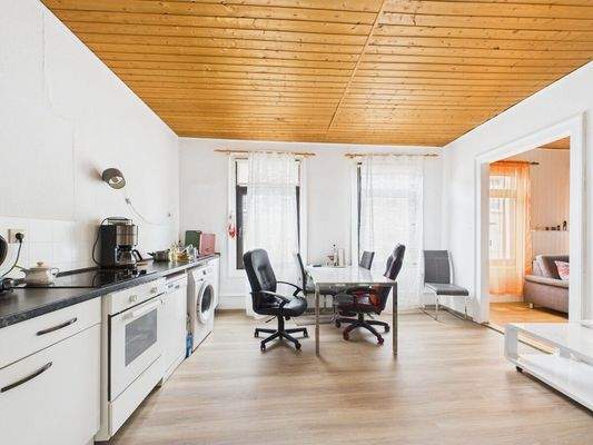 Große Küche 1.OG WE2