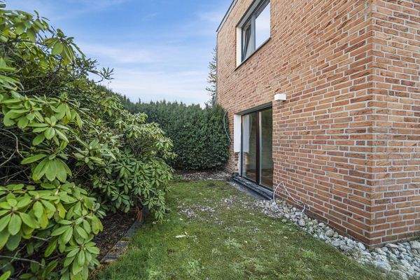 Außenansicht Ostseite/Terrasse