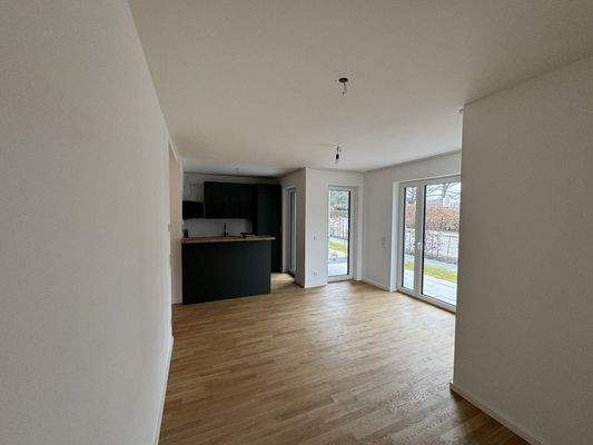 Weitläufiger, heller Wohnraum