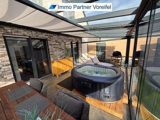 Terrasse mit Whirlpool