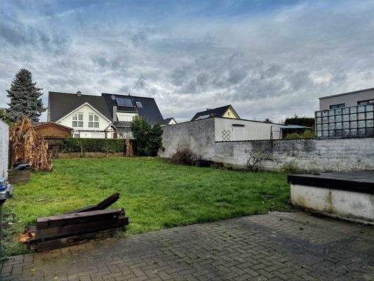 Blick  seitlich Garten