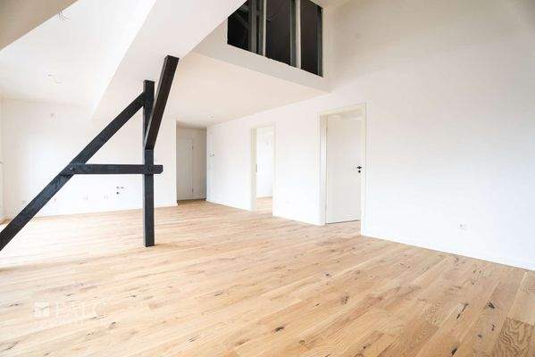 Blick zum Spitzboden