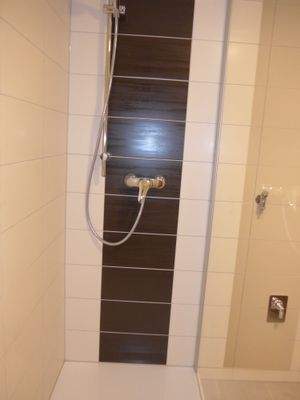 Dusche .JPG