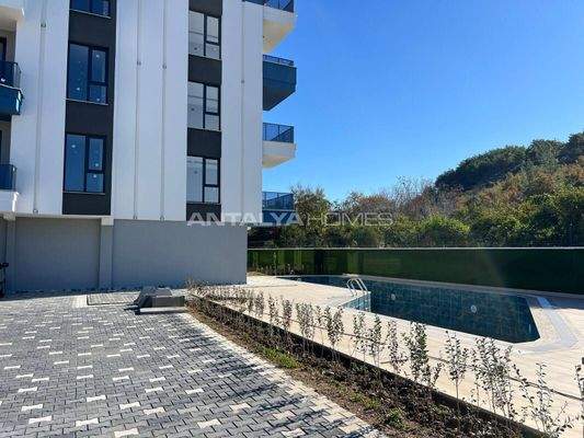 Elegant Properties 210 M from the Sea in Alanya