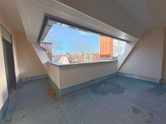 Dachloggia auf Wohnebene