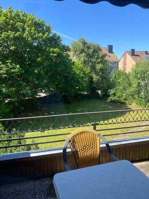 Herrlicher Blick in den Garten