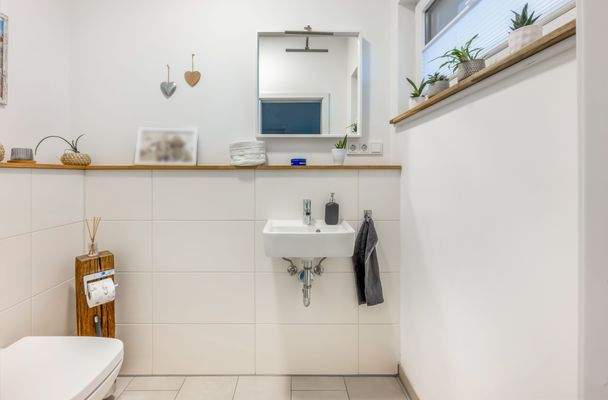 Blick ins Gäste-Bad