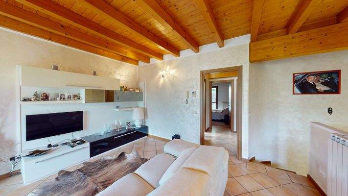 DP-066-15-Villa-a-schiera-Soprazzocco-di-Gavardo-0