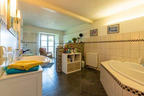 IMAXX_Bad Nauheim_Badezimmer